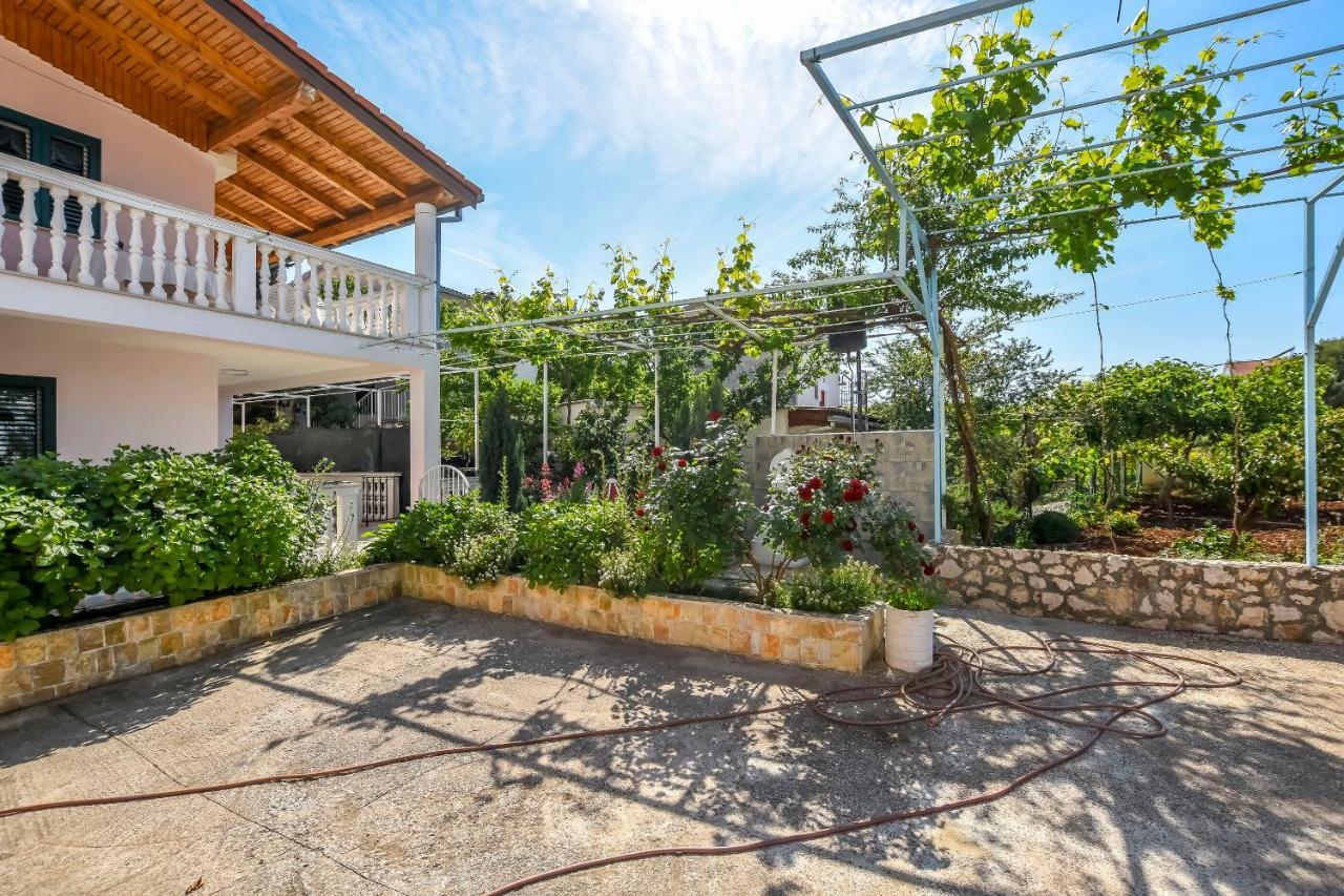 House Lucija Villa Rogoznica  Luaran gambar